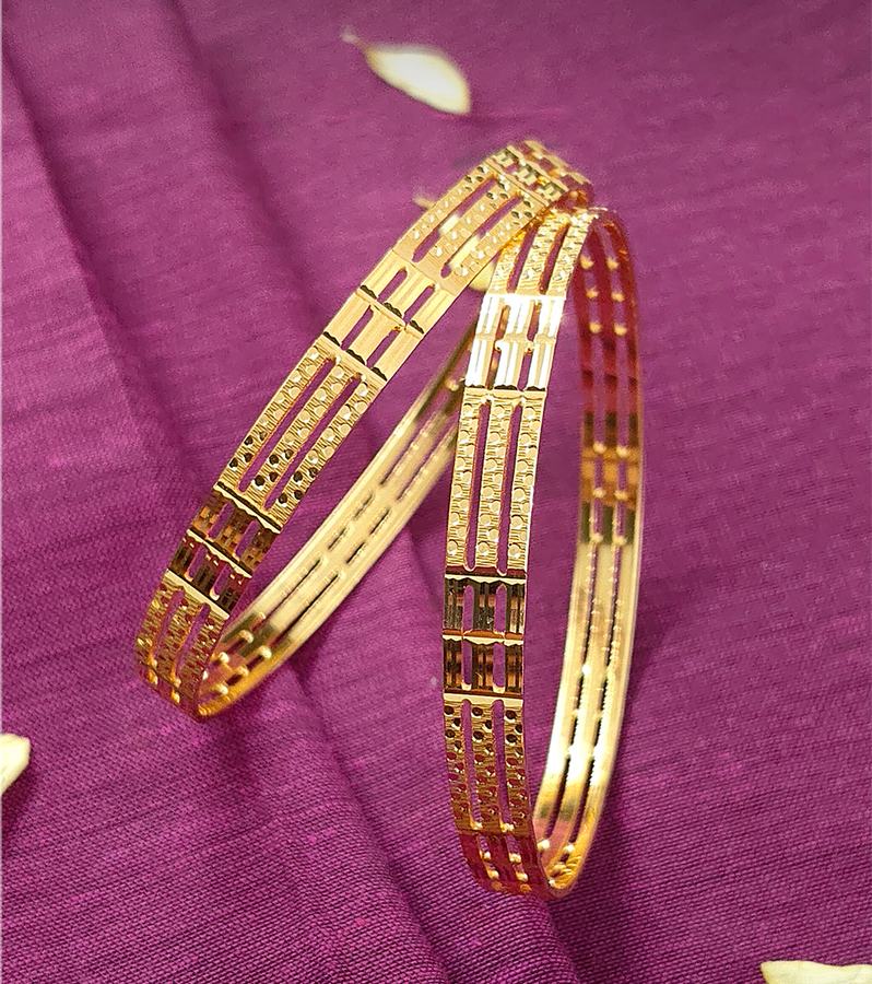 Intricate Gold Bangles with Geometric Designs